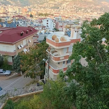 Modern House In Perfect Location מלון אלאניה